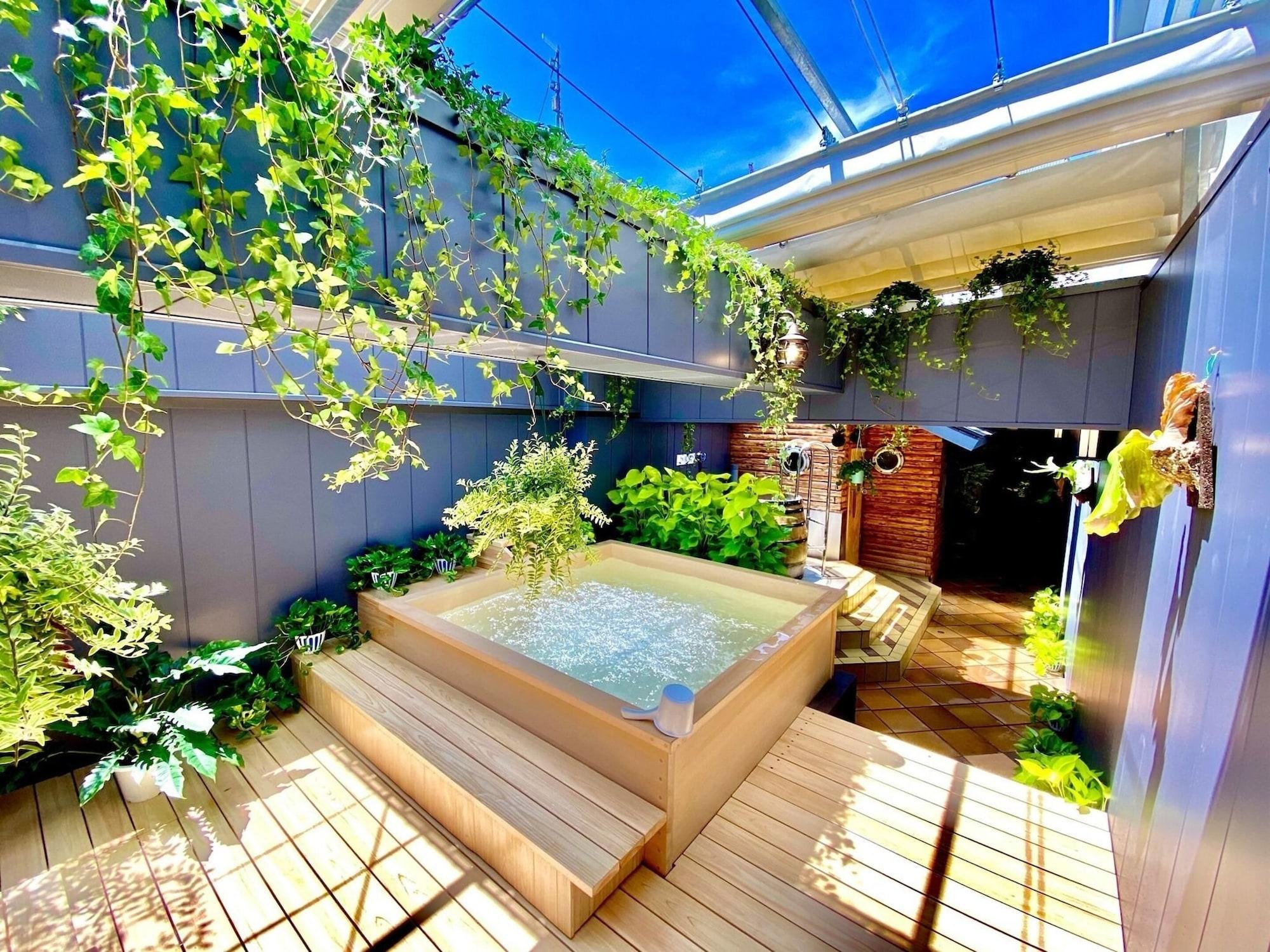 Capsule Inn Osaka - Caters To Men Exterior photo