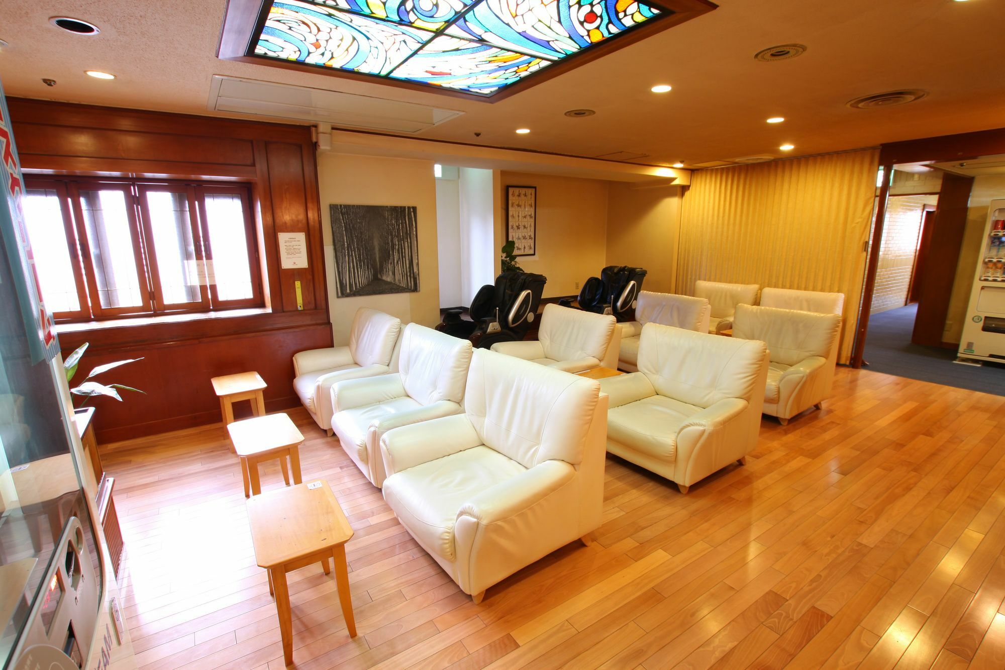 Capsule Inn Osaka - Caters To Men Exterior photo